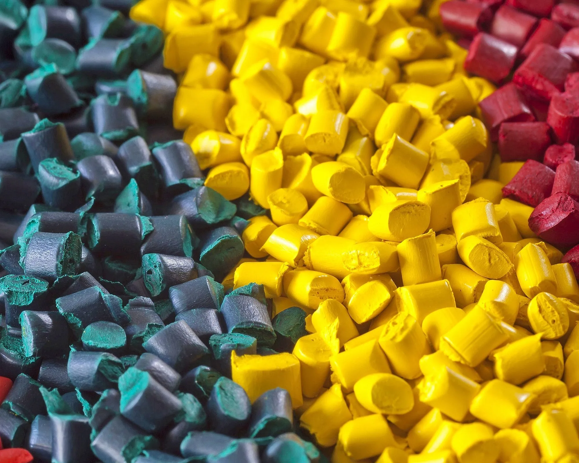 Гранулы АБС пластика